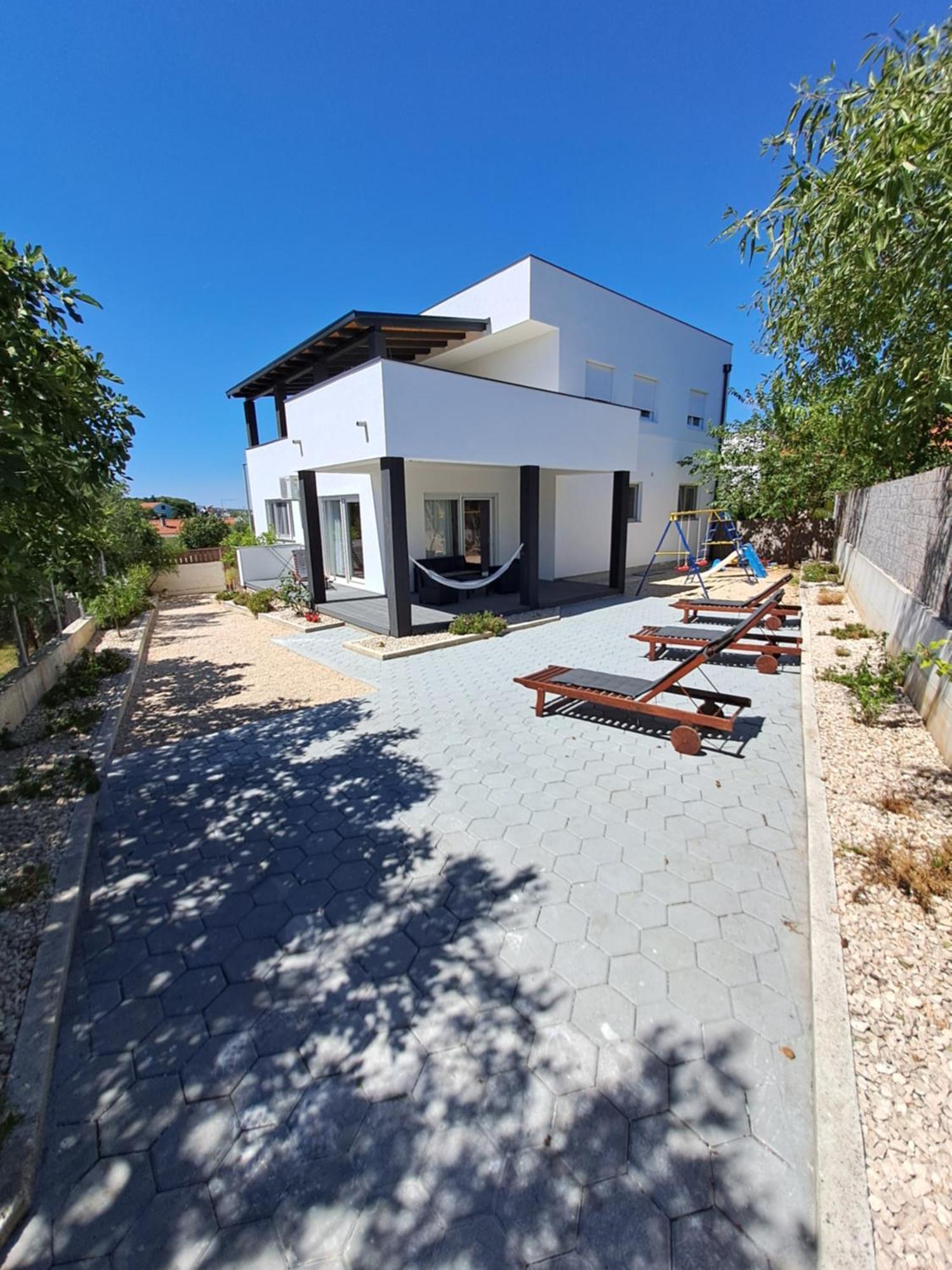Holiday House Meri Pakostane Exterior photo